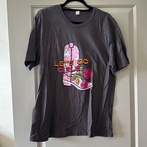 Grey “Let’s Go Girls” graphic tee *nwot*
